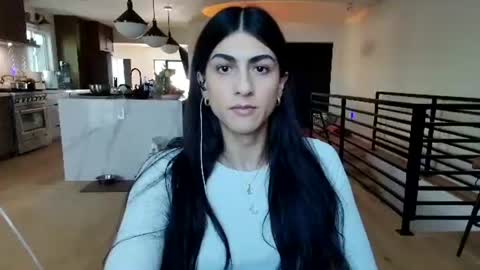 babygirlmami online show from January 10, 2026, 10:58 pm