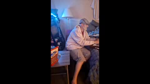 tgrizzthestarseed online show from April 6, 2026, 5:52 am