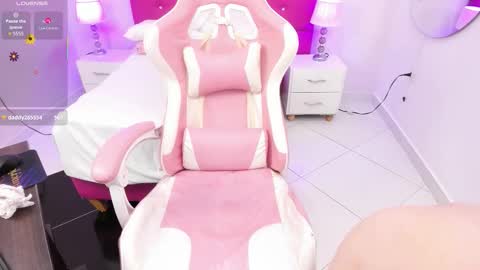 Thalia  online show from December 18, 2025, 8:15 pm