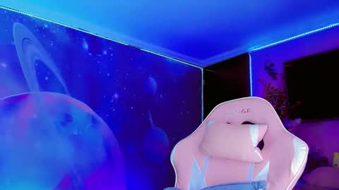 Thalia Girl online show from March 31, 2026, 10:43 pm