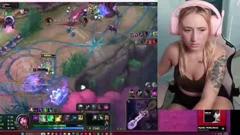 thaliacollinsss online show from March 16, 2026, 3:05 pm