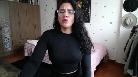    online show from April 17, 2026, 5:49 pm