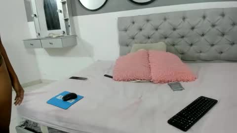 Snapshot of thaliana_evanss chatting on November 12, 2025, 3:01 pm thaliana_evanss online show from November 12, 2025, 3:01 pm