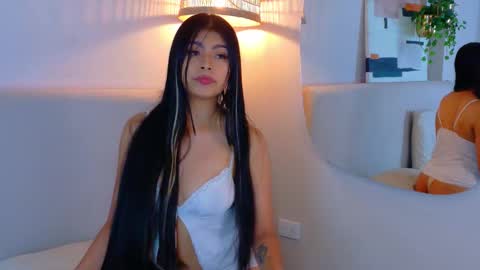 Snapshot of thalianarosse chatting on March 20, 2026, 4:06 am thalianarosse online show from March 20, 2026, 4:06 am