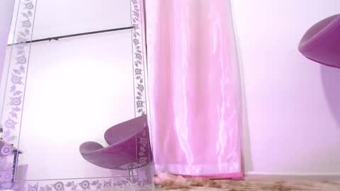   online show from December 2, 2025, 1:22 am