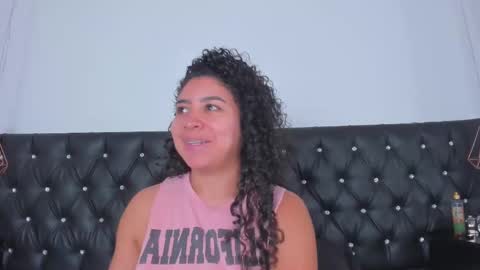 Snapshot of thara_webstter chatting on February 27, 2025, 5:36 pm thara webstter online show from February 27, 2025, 5:36 pm