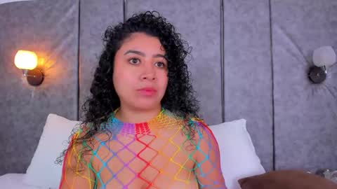 Snapshot of thara_webstter chatting on November 26, 2025, 11:44 am thara webstter online show from November 26, 2025, 11:44 am