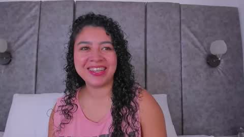 Snapshot of thara_webstter chatting on February 27, 2026, 11:43 am thara webstter online show from February 27, 2026, 11:43 am