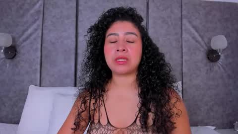 Snapshot of thara_webstter chatting on March 6, 2026, 11:39 am thara webstter online show from March 6, 2026, 11:39 am