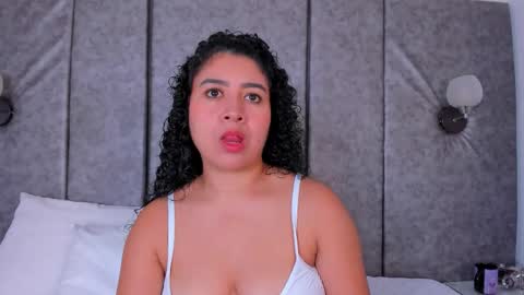 Snapshot of thara_webstter chatting on March 21, 2026, 11:26 am thara webstter online show from March 21, 2026, 11:26 am