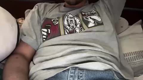 Snapshot of thatboi_g chatting on March 23, 2026, 3:21 am thatboi_g online show from March 23, 2026, 3:21 am