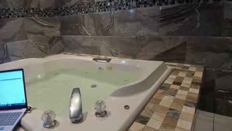 That guy  follow on X online show from February 13, 2026, 11:34 pm