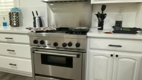 thatoneblondee online show from September 18, 2025, 1:40 am