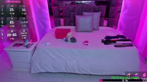 Snapshot of the_cat_girl_ chatting on February 26, 2025, 12:49 am i am Cat online show from February 26, 2025, 12:49 am