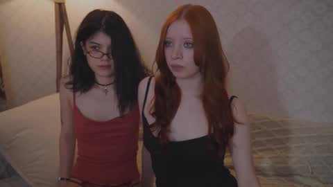 Snapshot of the_cure___ chatting on October 8, 2025, 8:17 pm EllaLyn online show from October 8, 2025, 8:17 pm