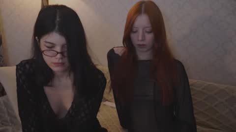 Snapshot of the_cure___ chatting on October 29, 2025, 8:21 pm EllaLyn online show from October 29, 2025, 8:21 pm