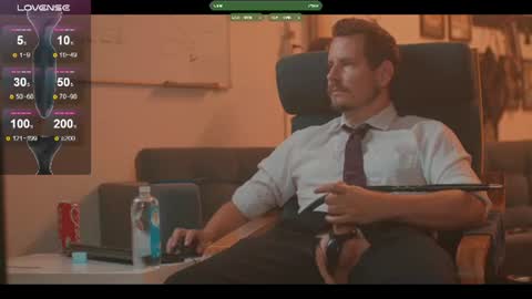 Snapshot of the_dilf chatting on July 11, 2026, 11:02 am The DILF - online show from July 11, 2026, 11:02 am