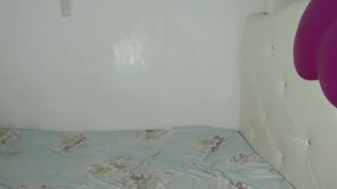 Snapshot of the_exotic_girlxx chatting on December 14, 2025, 3:50 pm the_exotic_girlxx online show from December 14, 2025, 3:50 pm