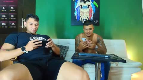 Snapshot of the_golden_boys chatting on November 12, 2025, 12:55 am SCOTT THEO KAMERON GENDERSON online show from November 12, 2025, 12:55 am