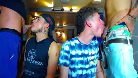 Snapshot of the_goodfellas chatting on November 7, 2025, 8:20 pm the goodfellas online show from November 7, 2025, 8:20 pm