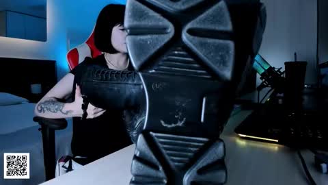 Snapshot of the_inamorata chatting on November 3, 2025, 9:16 pm Goddess Misha online show from November 3, 2025, 9:16 pm