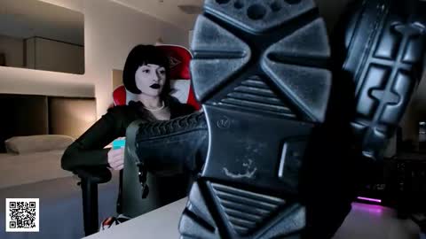 Snapshot of the_inamorata chatting on November 10, 2025, 10:09 pm Goddess Misha online show from November 10, 2025, 10:09 pm