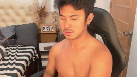 Snapshot of the_killian_jones chatting on February 25, 2026, 4:49 pm ken online show from February 25, 2026, 4:49 pm