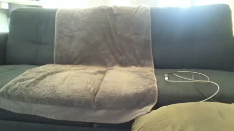 the_love_log online show from September 24, 2025, 7:33 am