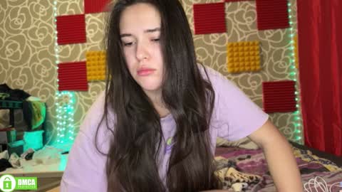 Snapshot of the_princese chatting on January 7, 2025, 6:45 pm Alice online show from January 7, 2025, 6:45 pm