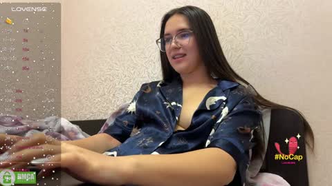 Snapshot of the_princese chatting on February 5, 2025, 10:22 pm Alice online show from February 5, 2025, 10:22 pm