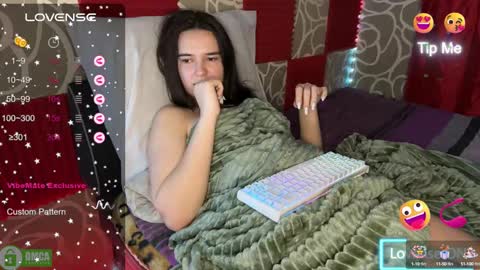 Snapshot of the_princese chatting on February 19, 2025, 7:59 pm Alice online show from February 19, 2025, 7:59 pm