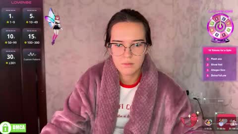 Snapshot of the_princese chatting on November 3, 2025, 10:49 am Alice online show from November 3, 2025, 10:49 am