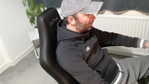 Snapshot of the_sensual_masturwait chatting on October 23, 2025, 6:34 am the_sensual_masturwait online show from October 23, 2025, 6:34 am