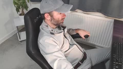 Snapshot of the_sensual_masturwait chatting on October 24, 2025, 7:10 pm the_sensual_masturwait online show from October 24, 2025, 7:10 pm