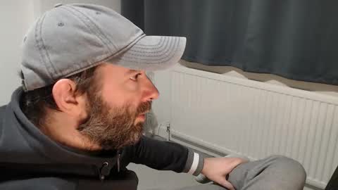 Snapshot of the_sensual_masturwait chatting on December 14, 2025, 4:01 pm the_sensual_masturwait online show from December 14, 2025, 4:01 pm