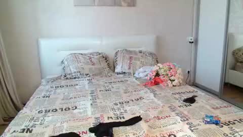 the_slutty_fox online show from July 2, 2026, 9:59 am