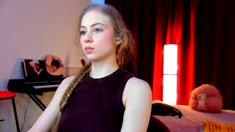 Snapshot of the_steel_magnolia_ chatting on April 1, 2026, 5:41 am Ally STREAMING ON TWITCH NOW Check my Twitter for updates online show from April 1, 2026, 5:41 am