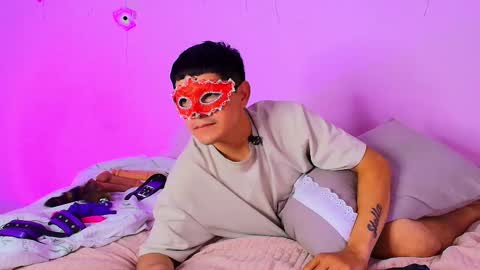 Snapshot of the_toxic_duo chatting on December 17, 2025, 11:44 pm The toxic duo online show from December 17, 2025, 11:44 pm