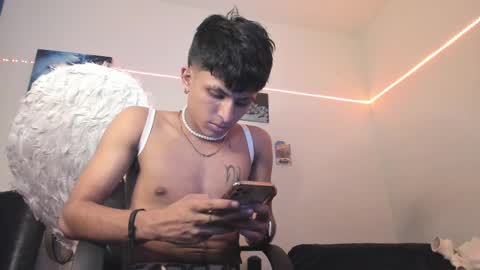 Snapshot of the_weed_guys chatting on December 6, 2024, 7:10 am Danny online show from December 6, 2024, 7:10 am