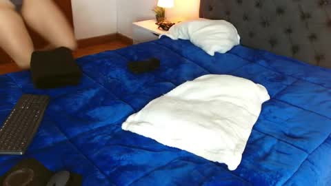 Diosa Afrodita online show from November 29, 2025, 3:53 am