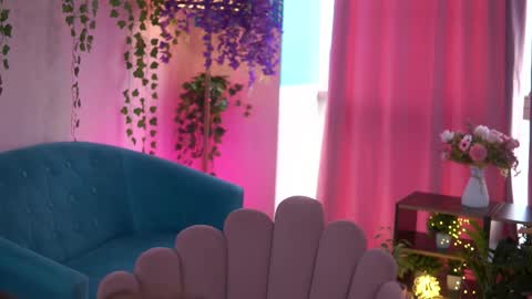 Ayana online show from December 1, 2025, 10:53 am