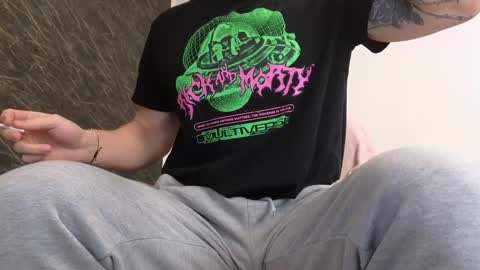 Snapshot of thebestmuscles chatting on February 21, 2025, 8:18 am John online show from February 21, 2025, 8:18 am