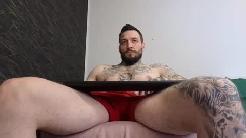 Snapshot of thebestmuscles chatting on February 26, 2025, 8:04 am John online show from February 26, 2025, 8:04 am