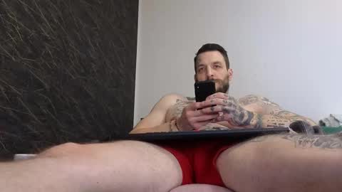 Snapshot of thebestmuscles chatting on March 1, 2025, 6:11 pm John online show from March 1, 2025, 6:11 pm