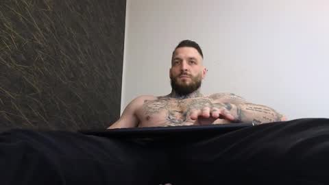 Snapshot of thebestmuscles chatting on March 5, 2025, 5:39 pm John online show from March 5, 2025, 5:39 pm