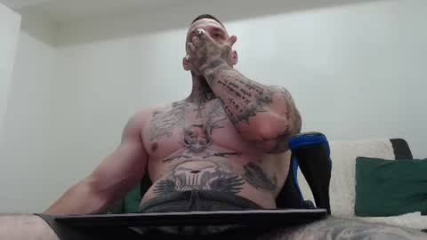 Snapshot of thebestmuscles chatting on June 25, 2026, 6:12 pm John online show from June 25, 2026, 6:12 pm