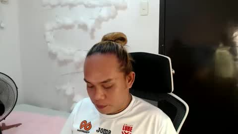 thebitch_cowbell online show from October 17, 2025, 7:38 pm