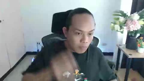 thebitch_cowbell online show from December 15, 2025, 2:16 am