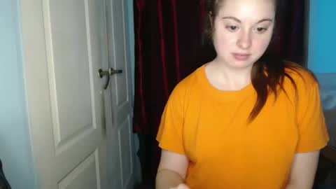 raissa online show from September 22, 2025, 3:36 pm