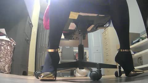 thecowboy_74 online show from January 18, 2026, 4:38 am